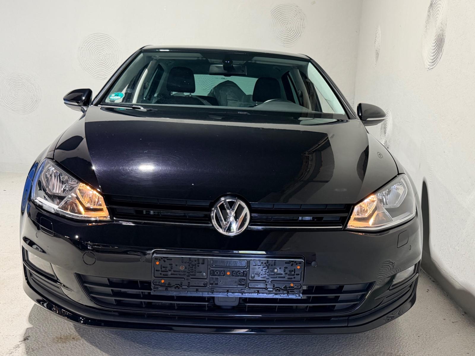Volkswagen Golf VII Lim. Cup 4Motion*1hd*Standhz*Tempomat*