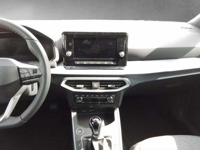 Fahrzeugabbildung SEAT Arona 1.0 TSI Xperience AHK 18''