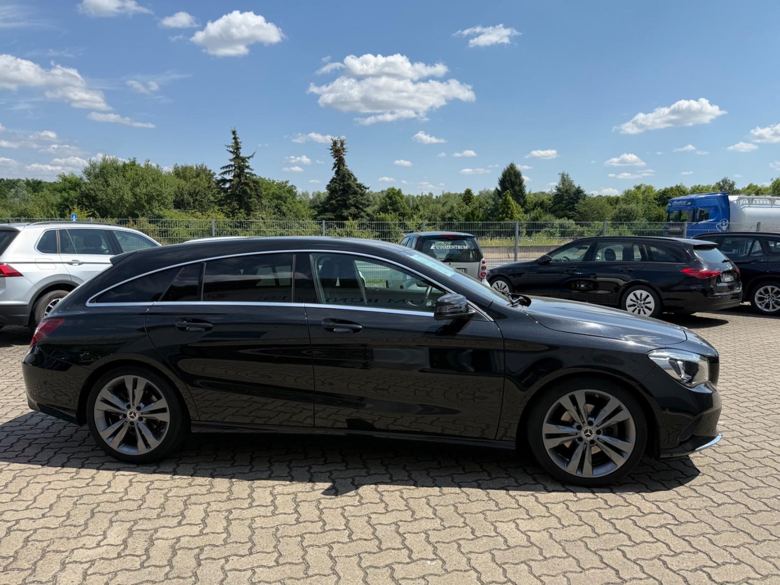 Mercedes-Benz CLA Shooting Brake CLA 200