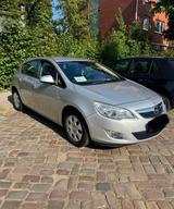 Opel Astra J Automatik zu verkaufen - Opel Astra: Verkaufen