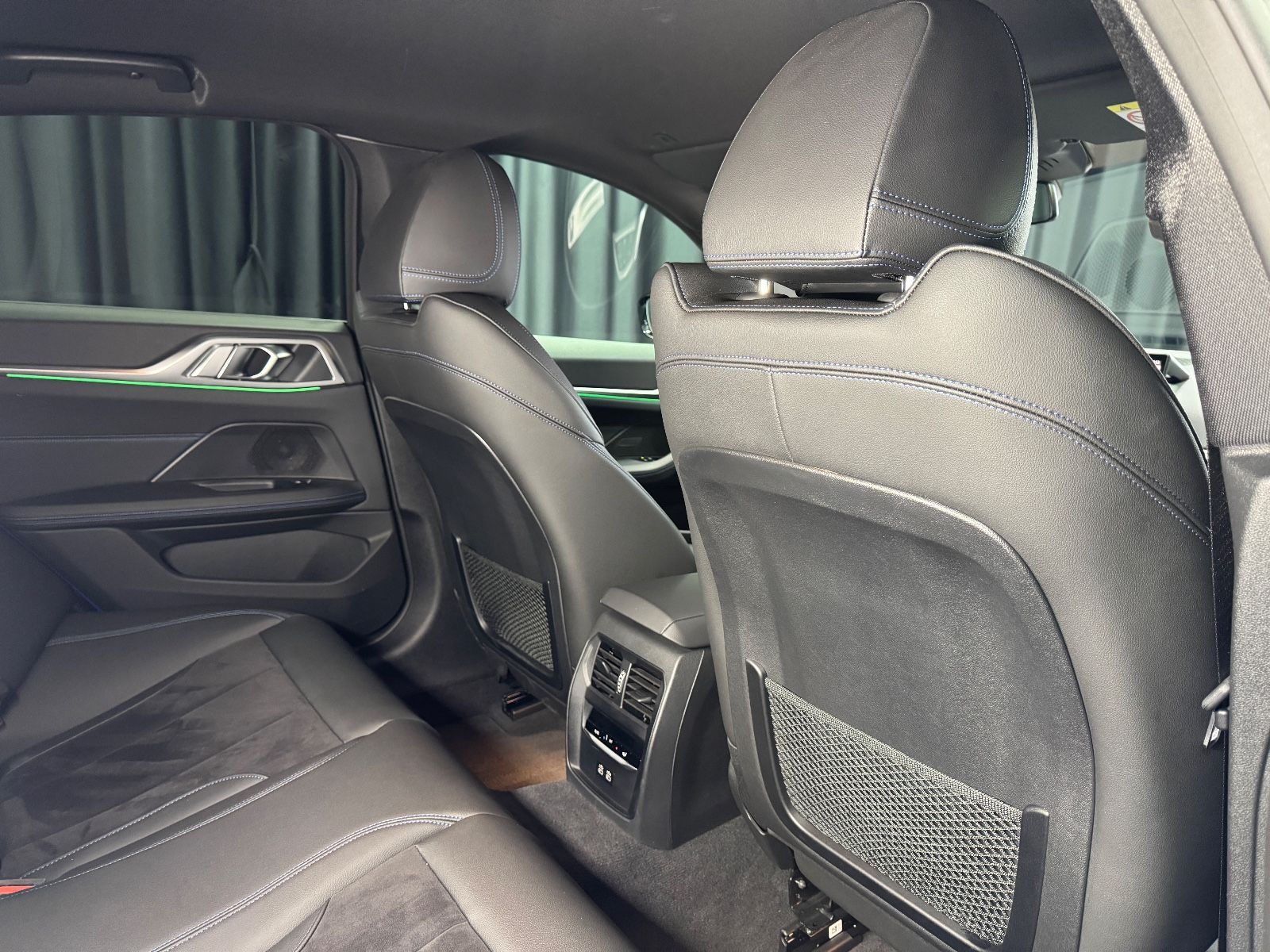 Fahrzeugabbildung BMW 420d Gran Coupe xDrive M SPORT|CURVED|ACC|