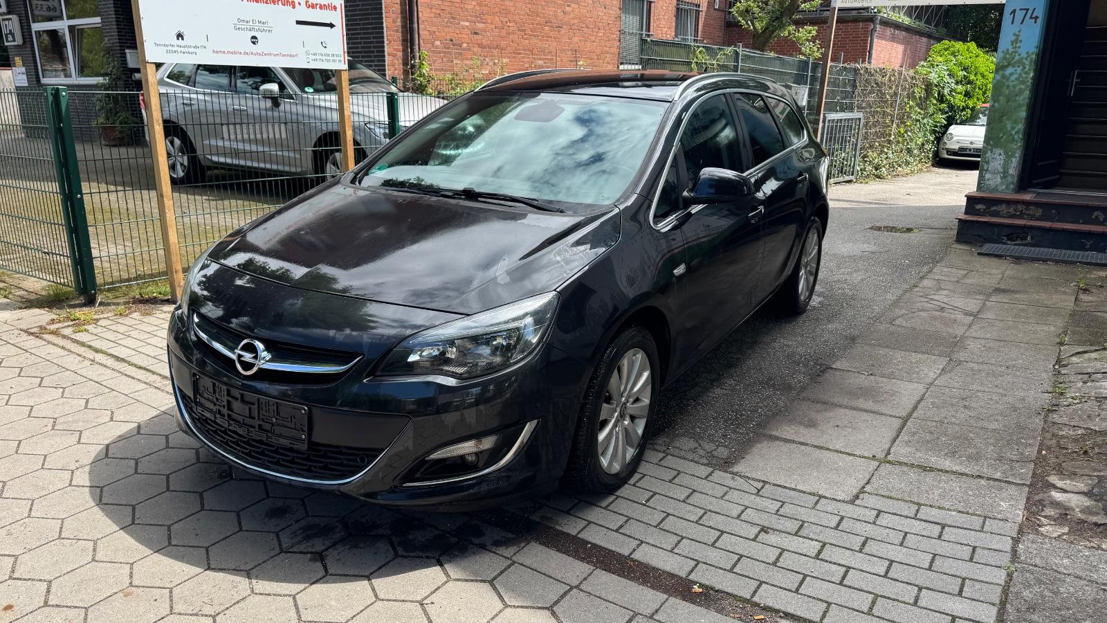 Opel Astra J Sports Tourer Exklusiv