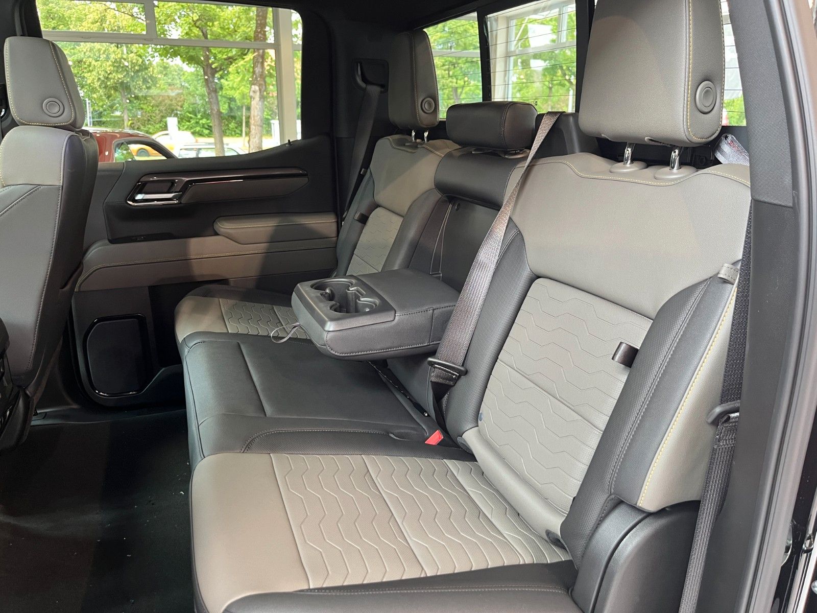 Fahrzeugabbildung Chevrolet Silverado ZR2 V8 6.2*Head-Up*360°*Offroad*AHK