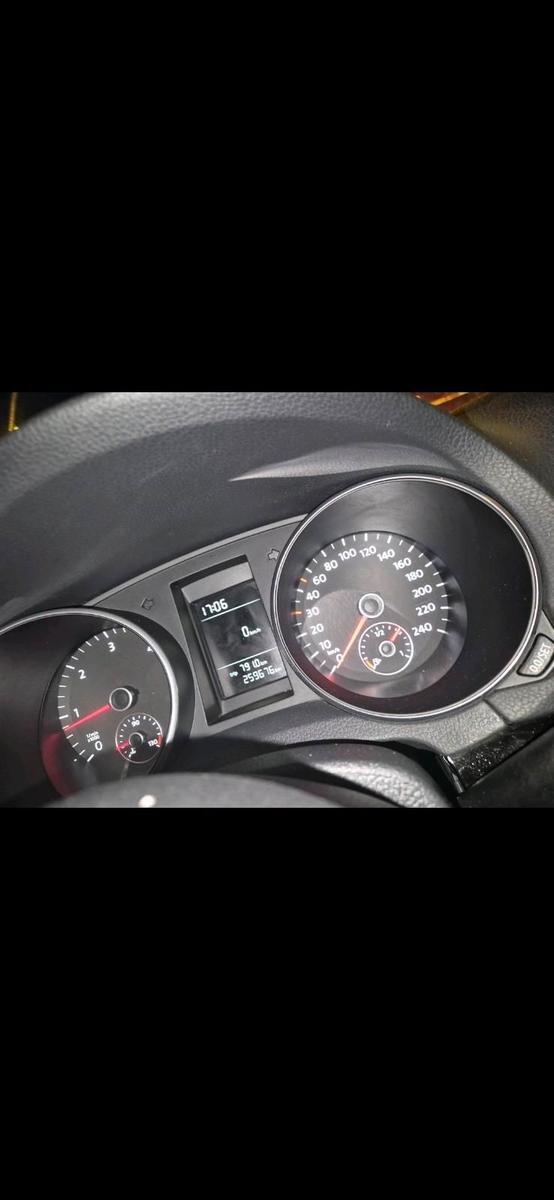 Volkswagen Golf 2010 — photo 7