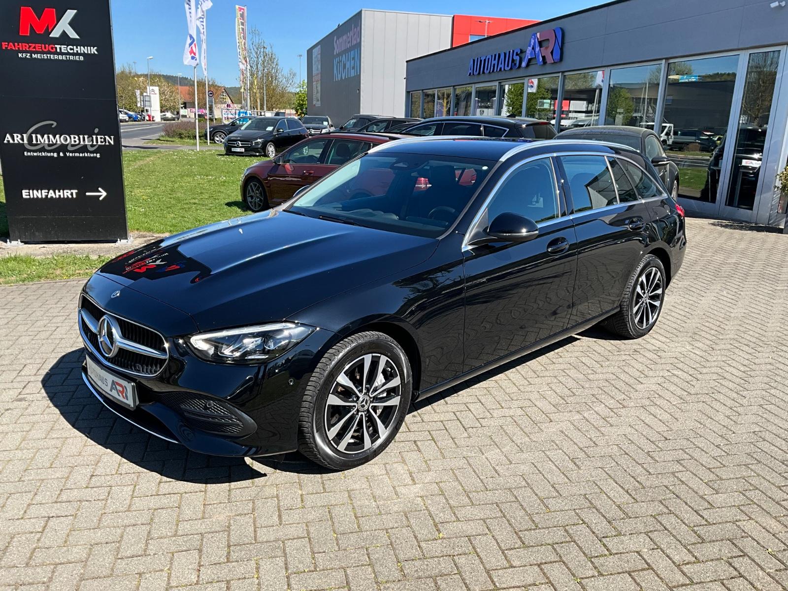Mercedes-Benz C 300e T-Modell*LED*1.Hand*