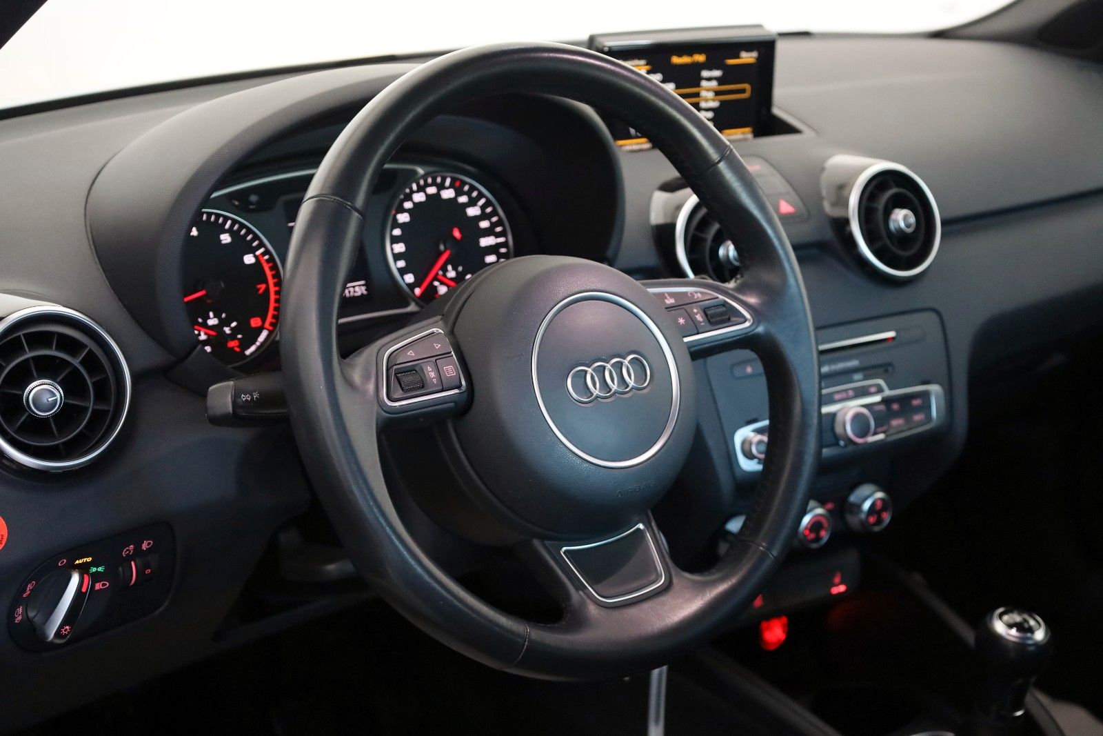 Fahrzeugabbildung Audi A1 sport,Teilleder,Sportsitze,Sportfahrwerk,Shzg