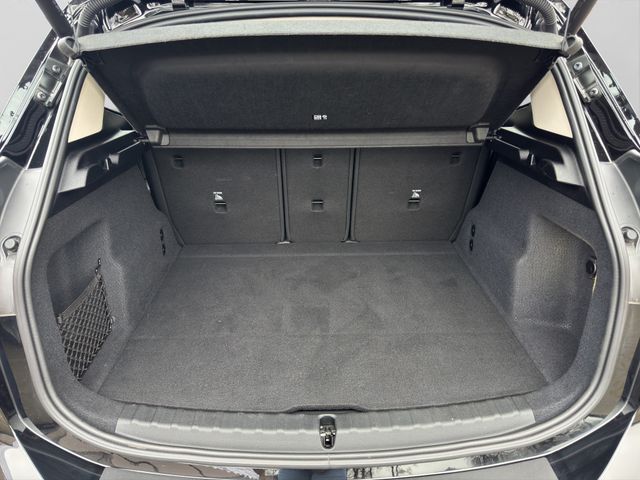 Fahrzeugabbildung BMW 218i Active Tourer Automatik+LED+Navi+Kamera+AHK