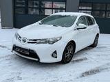 Toyota Auris 2.0 - Toyota Auris in Essen