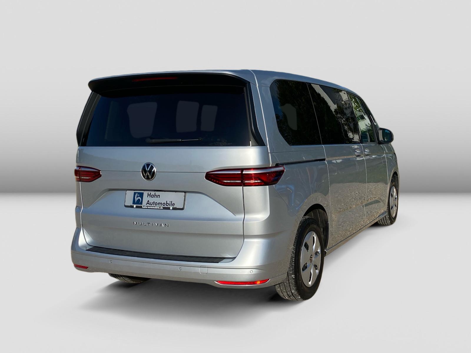Volkswagen Multivan 2.0TDI DSG Virtual CAM ACC Ausparkassis