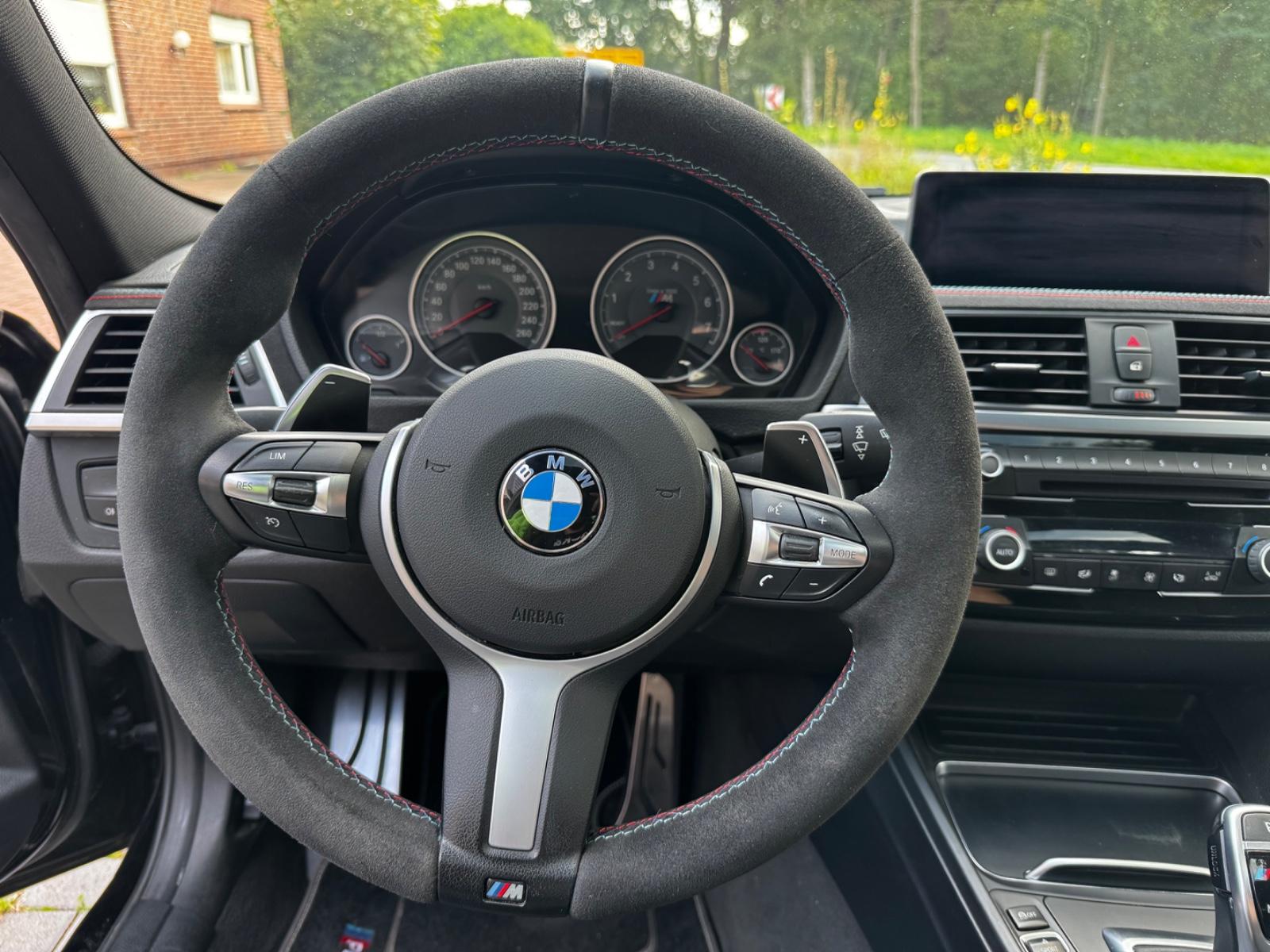 BMW 328i xDrive M-Packet