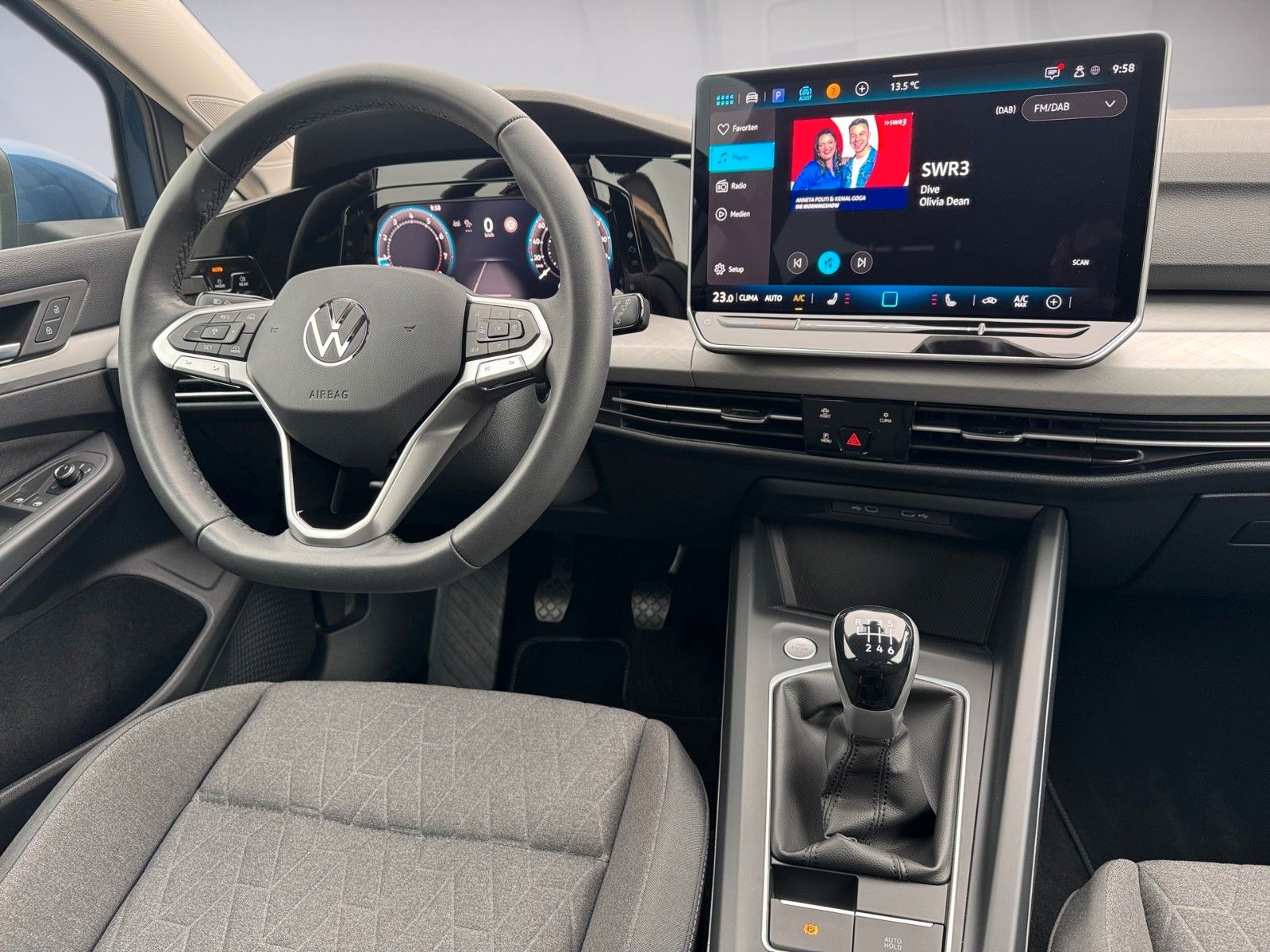 Fahrzeugabbildung Volkswagen Golf VIII Lim. 1.5 TSI Life