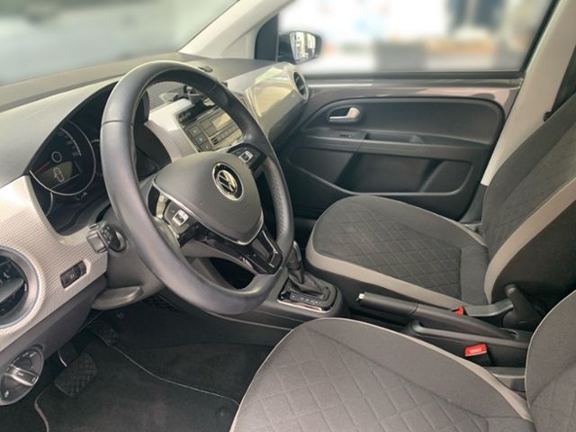 Fahrzeugabbildung Volkswagen e-up! Style "Plus" 61 kW (83 PS) 32,3 kWh 1-Gang