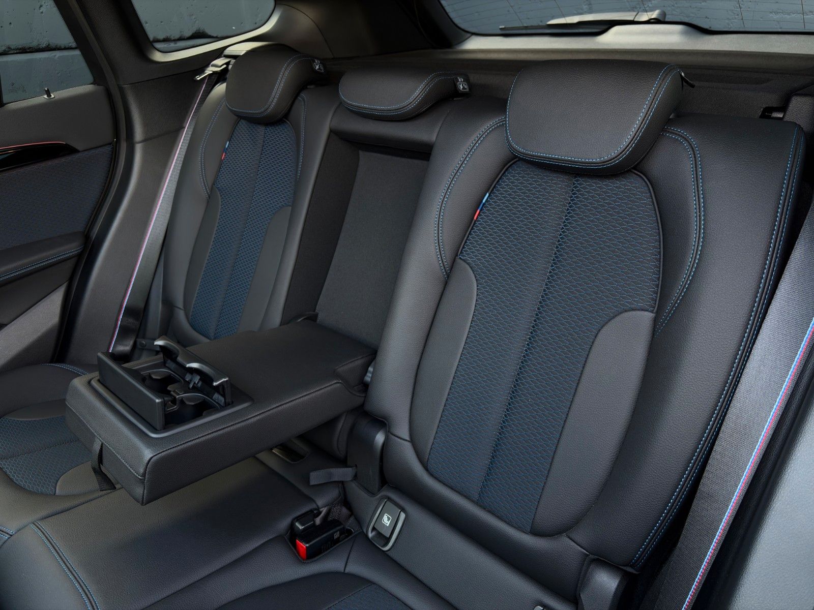 Fahrzeugabbildung BMW X1 xDr. 25d M Sport 2Z-Klima Pano H&K CAM CarPl.