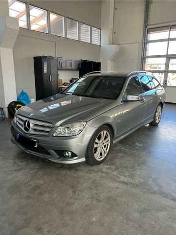 Mercedes-Benz Mercedes Benz W204 C200 AMG Paket (Avantgard)