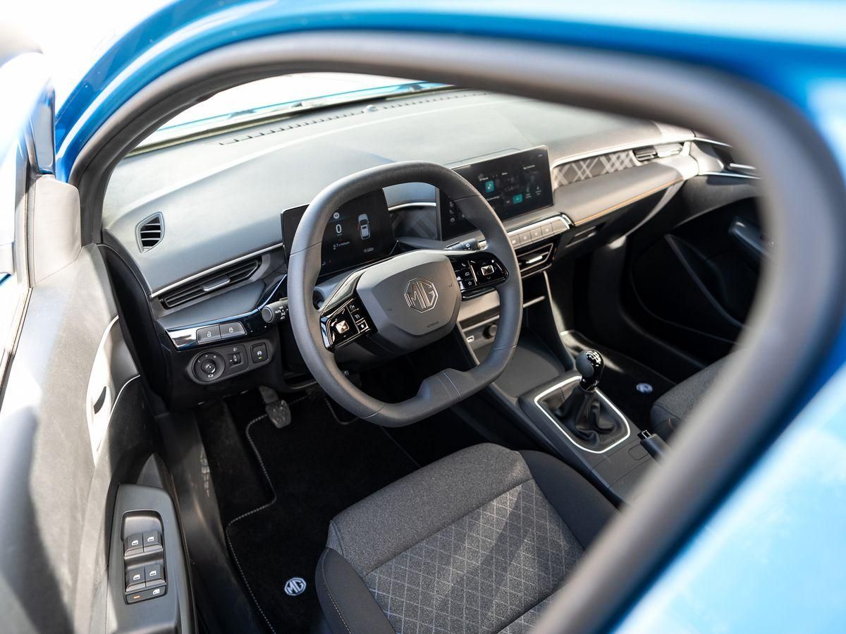 MG3