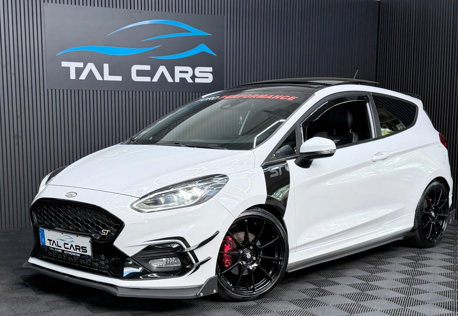 Ford FIESTA ST*MAXTON*PANO*B&O*1HAND*RECARDO*