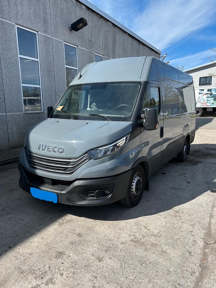 Iveco 35S16A8V, RS 4100, Navi, Standort Stralsund