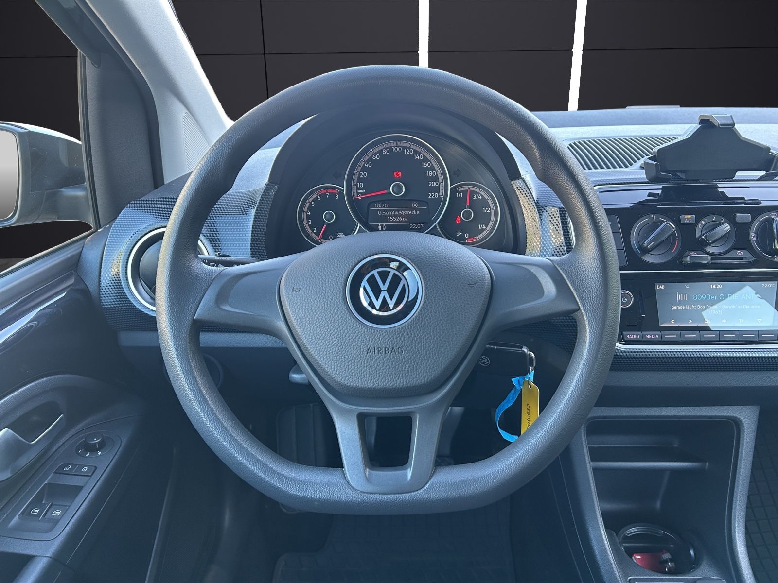 Fahrzeugabbildung Volkswagen up! Klima SHZ GRA RFK maps+more