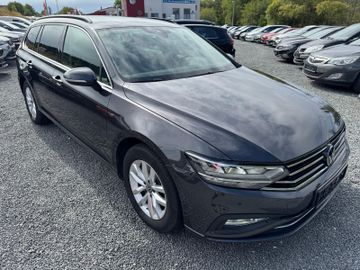 Volkswagen Passat Variant - 1