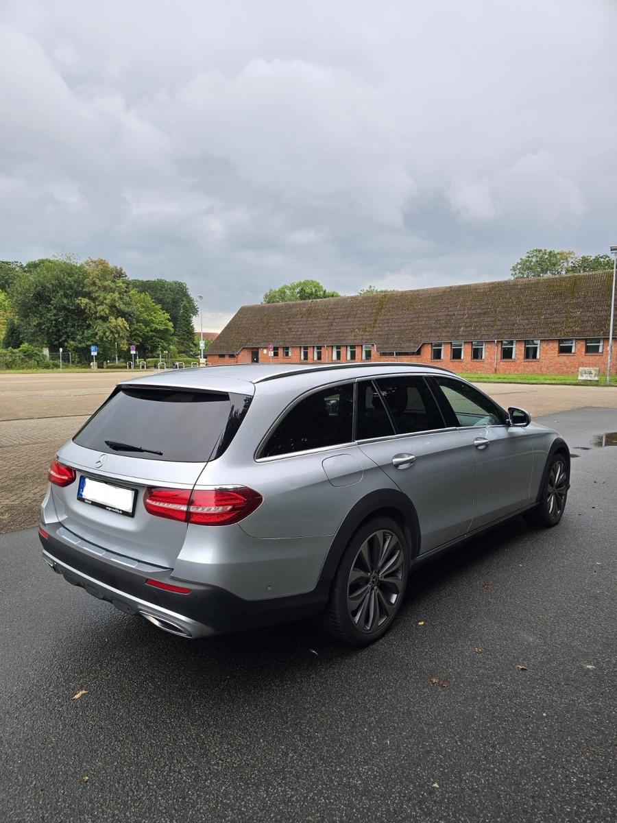 Mercedes-Benz E 220 d 4MATIC T All-Terrain