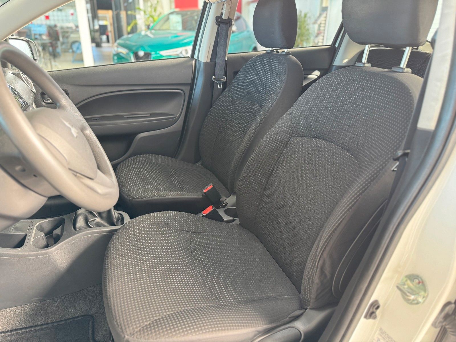 Fahrzeugabbildung Mitsubishi Space Star  1.2 Top "Klima  LM-Felgen "