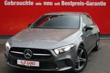 Mercedes-Benz A200 AMG Line LED Navi Tempomat Sitzheizung DAB - mit Benzin-Antrieb: Grau, Kleinwagen