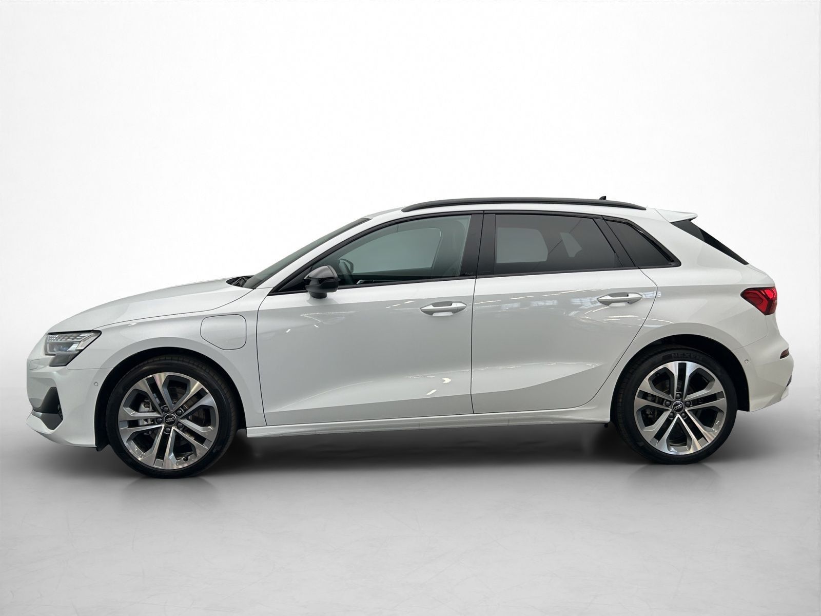 Audi A3 Sportback 40 TFSIe advanced*NAVI-PLUS*MATRIX* imagem 3