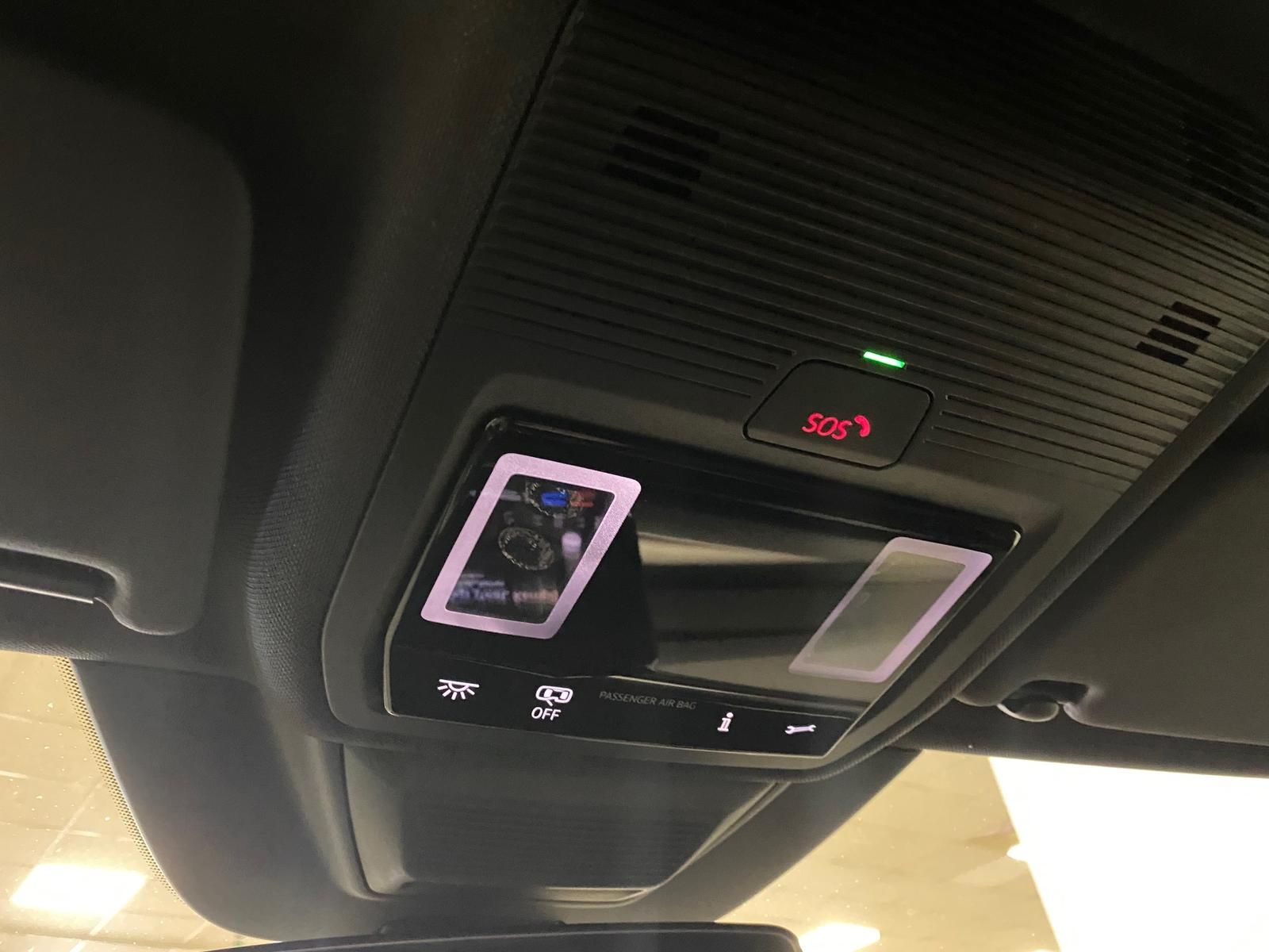 Fahrzeugabbildung Volkswagen Variant 2.0 TSI 4Mot R-Line BlackStyle+AHK+MATRI