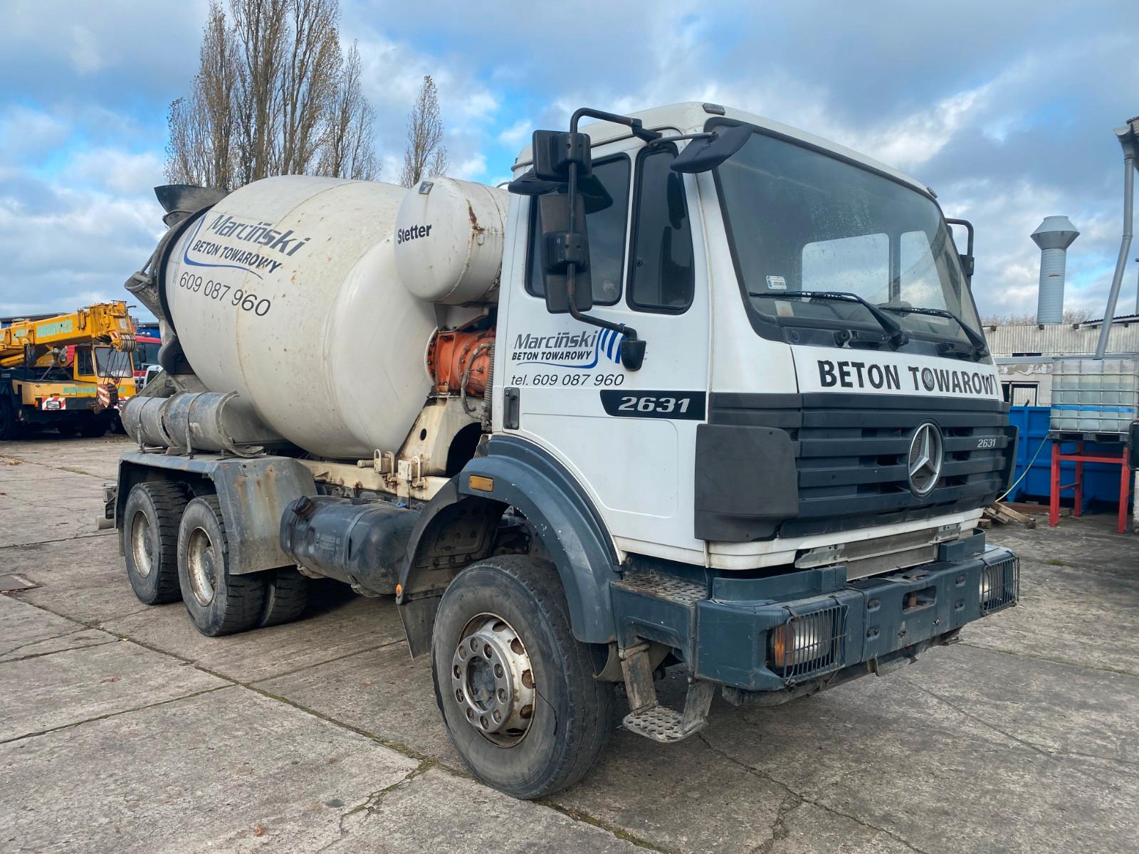 Mercedes-Benz SK 2631 6x4 Große Achse Blatt Federung