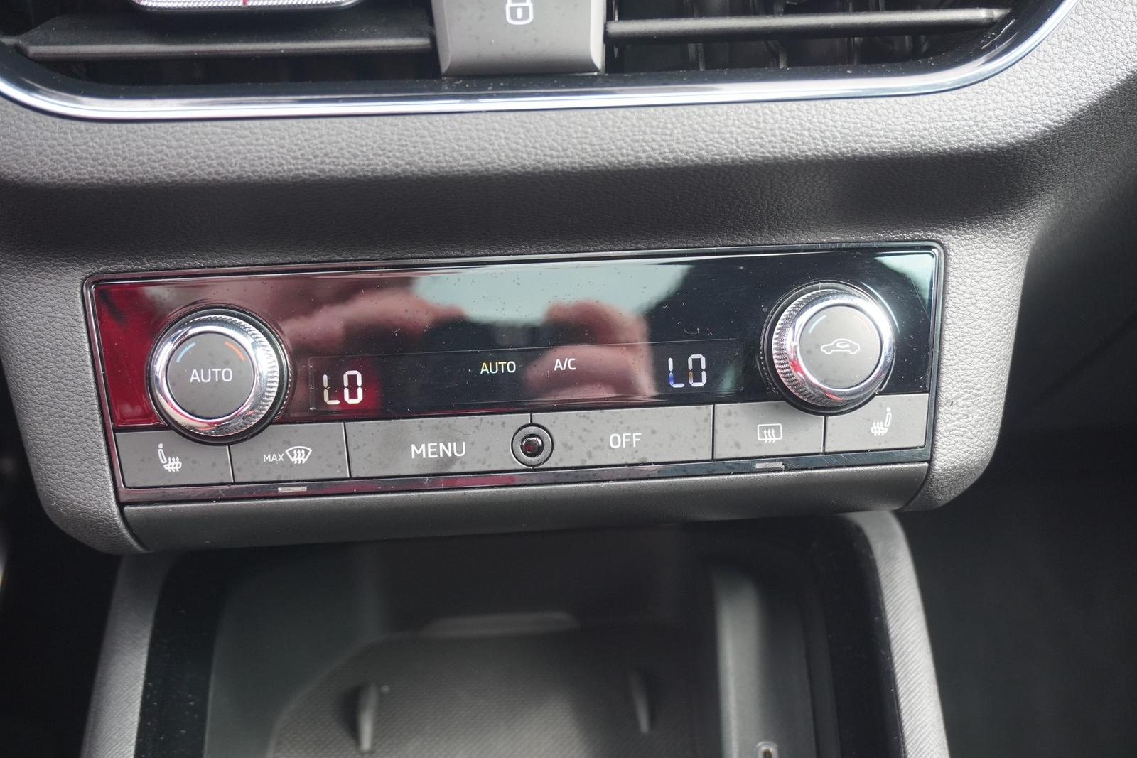 Skoda Kamiq 1.0 TSI DSG Monte Carlo LED Navi Panorama