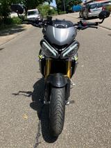 Triumph Speed Triple 1200 RS - TRIUMPH RS