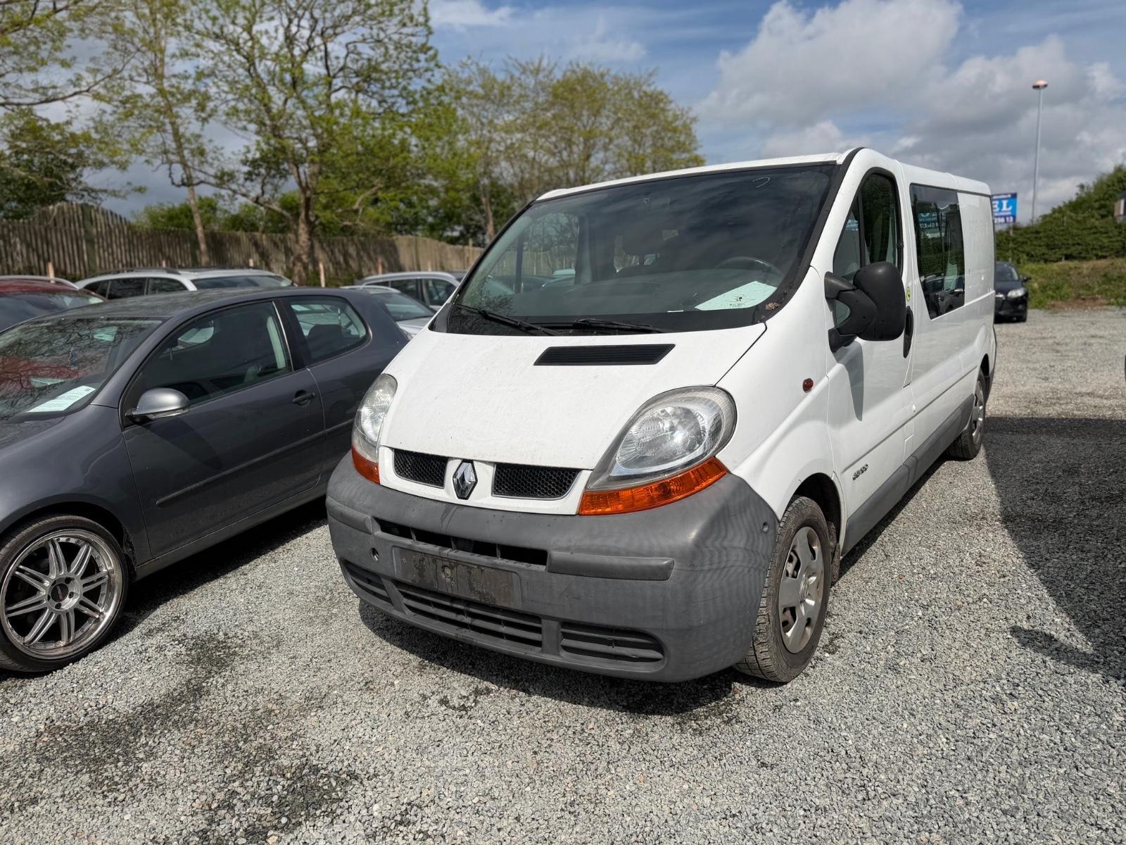Renault Trafic Combi L2H1 2,9t  teilverglast*Tüv 03/2027