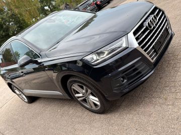 Audi Q7 - 3