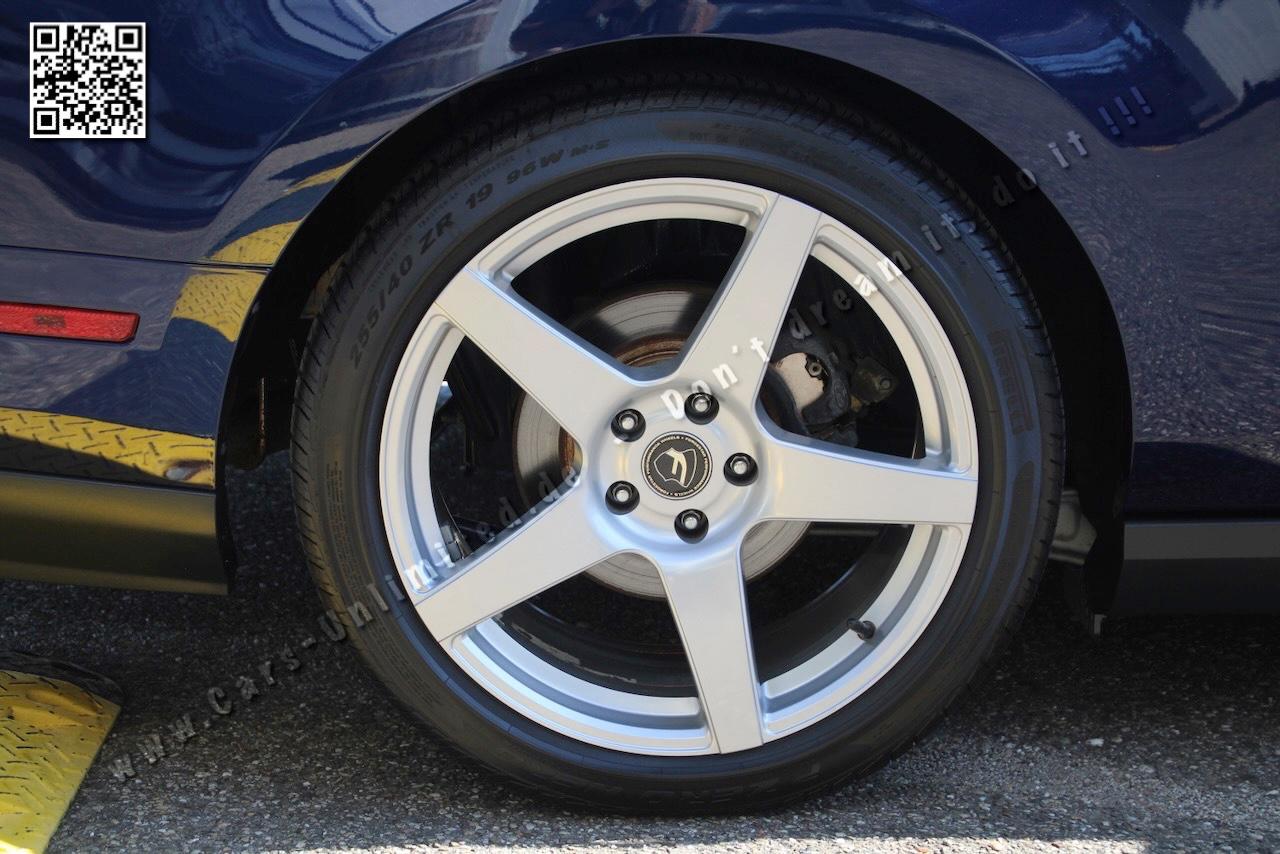 Ford Mustang GT Coupe 5.0 - wenig Laufleistung - TOP