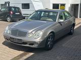 Mercedes-Benz E 220 CDI Limousine Automatik Schiebedach Klima - Mercedes-Benz E 220 aus 2003: Cdi