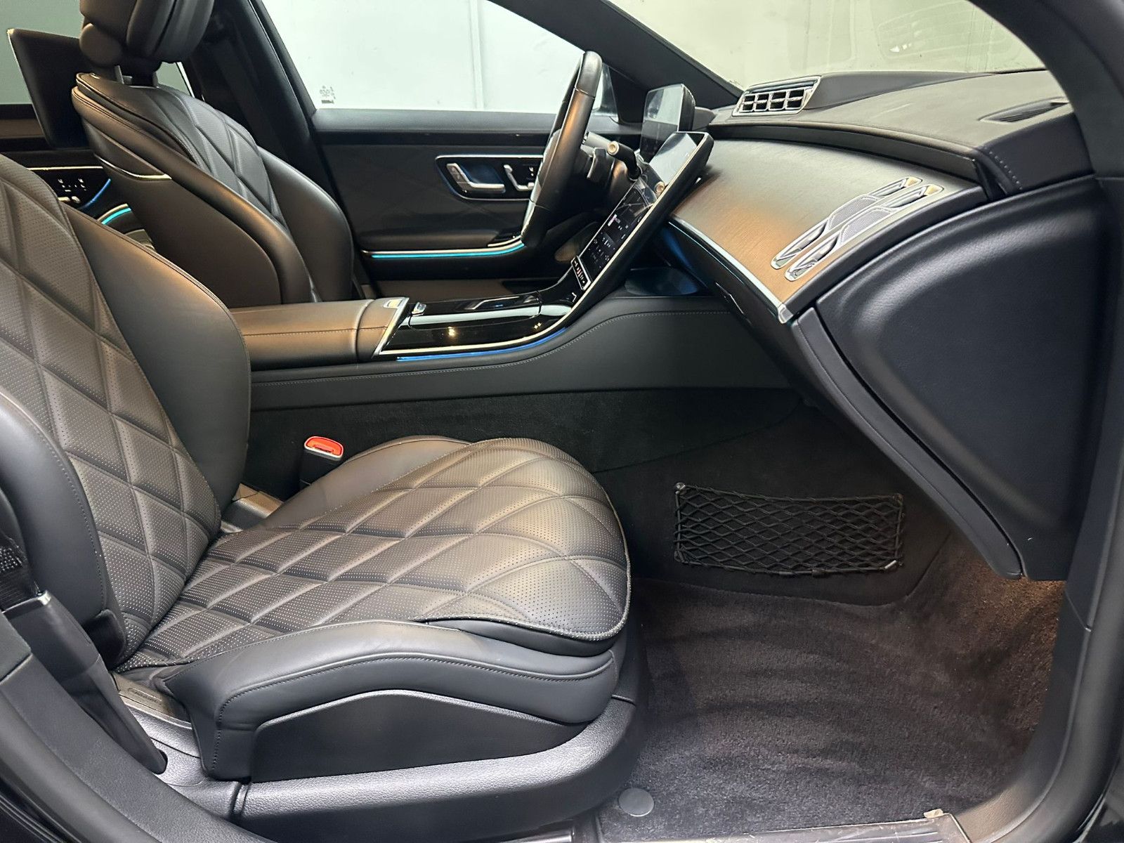 Fahrzeugabbildung Mercedes-Benz S 680 Maybach *FONDENTERAINMENT*HEADUP*EXECUTIVE