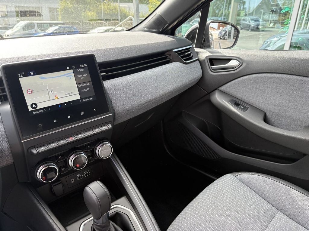 RENAULT Clio - Bild 5