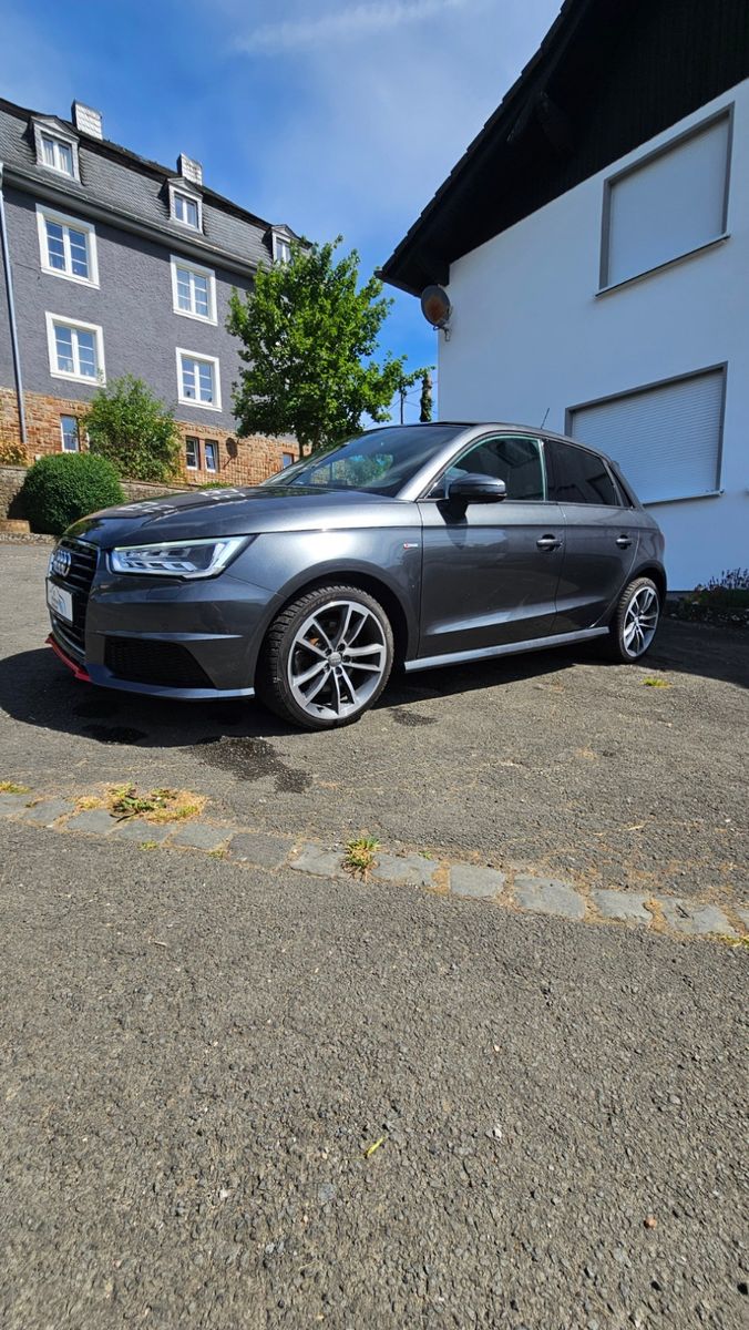 AUDI A1 1.8 TFSI S tronic sport Sportback sport 
