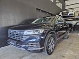 Volkswagen Touareg Atmosphere 4Motion eHybrid 1.HAND - Volkswagen Touareg Atmosphere mit Hybrid-Antrieb (Benzin/Elektro)