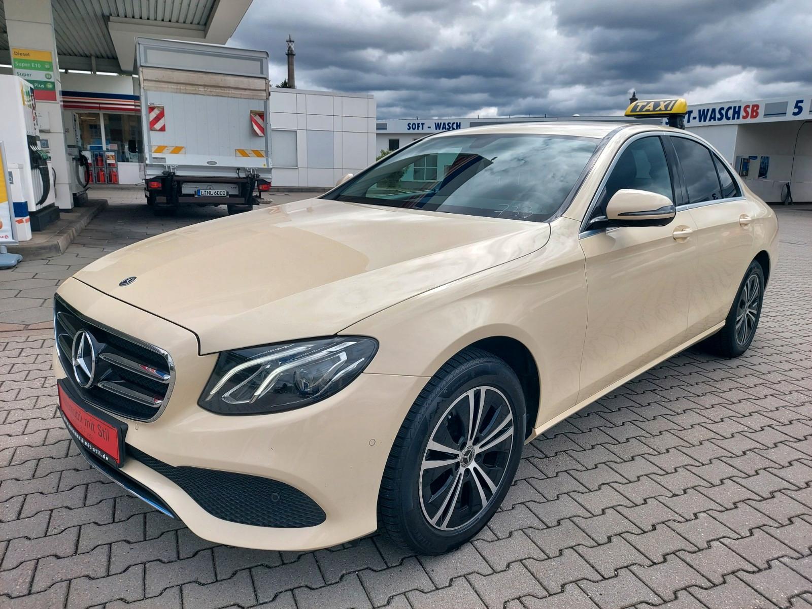 Mercedes-Benz E 220 E Limousine E 220 d Taxi Navi Kamera