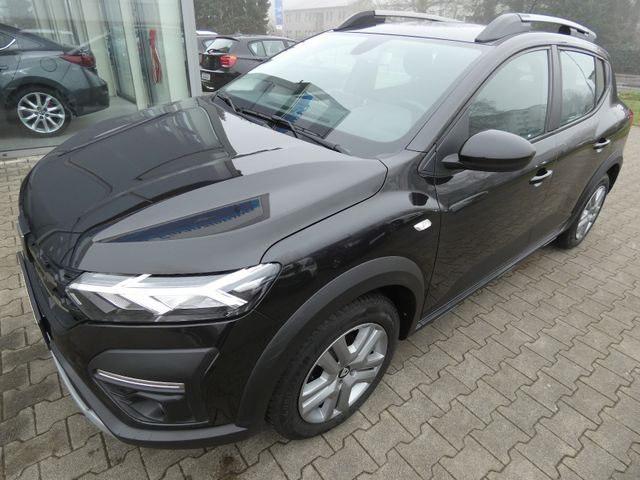 Dacia Sandero III Stepway*TÜV*NAVI*LED*RFK*PDC*KLIMA