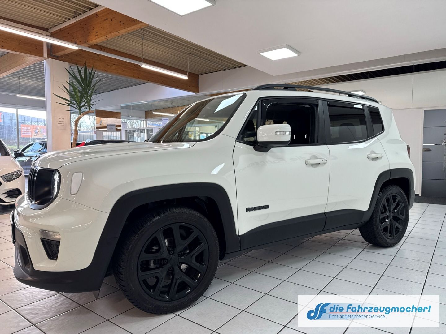 Fahrzeugabbildung Jeep Renegade Limited FWD Navi Soundsystem ACC DAB Am