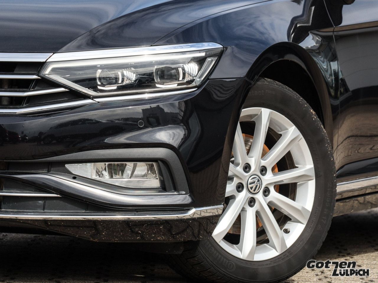 Fahrzeugabbildung Volkswagen Passat Variant Elegance 2.0 TDI DSG AHK LED Navi