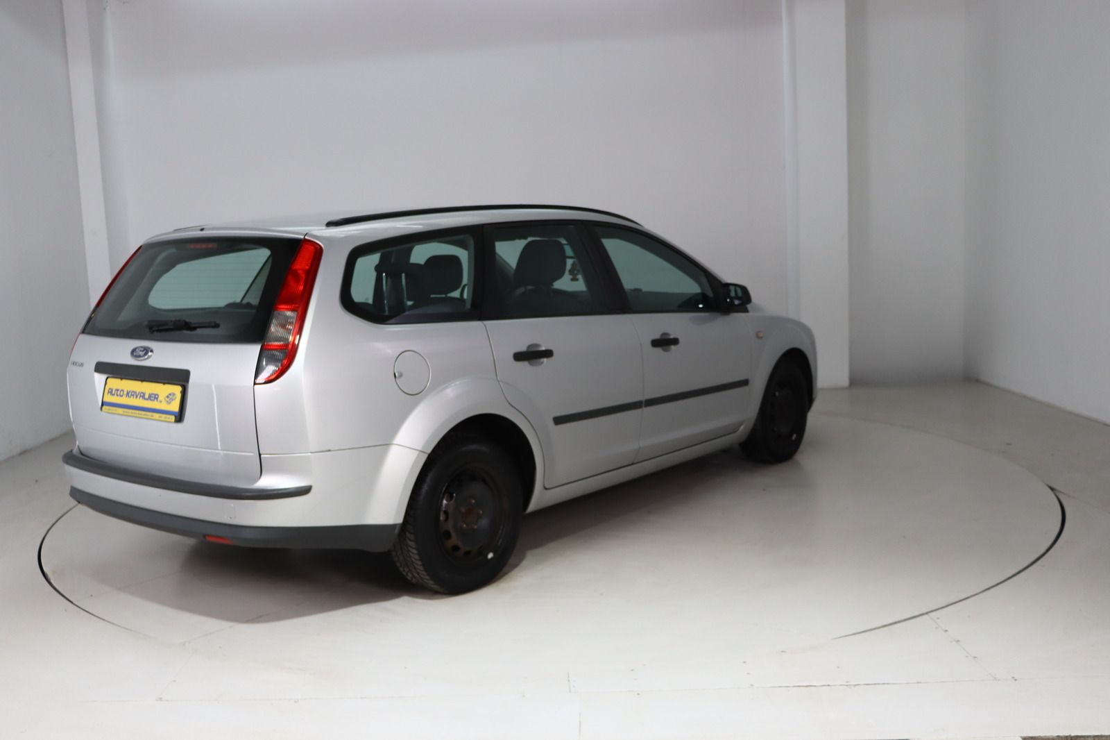 Fahrzeugabbildung Ford Focus 1.6 Ambiente HU/AU 05.26