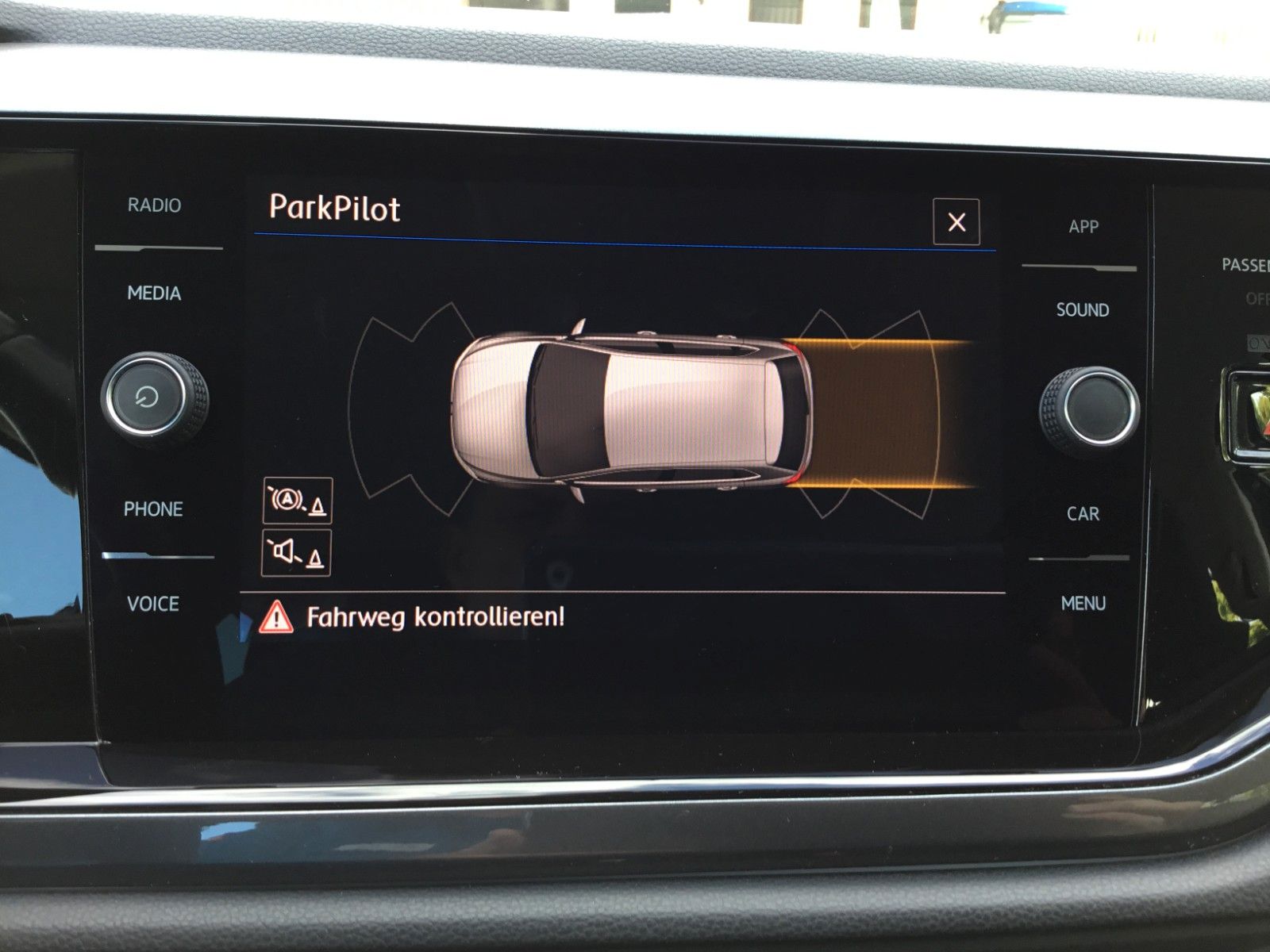 Fahrzeugabbildung Volkswagen Polo 1.0 TSI Highline+App-Connect+Sitzheizung