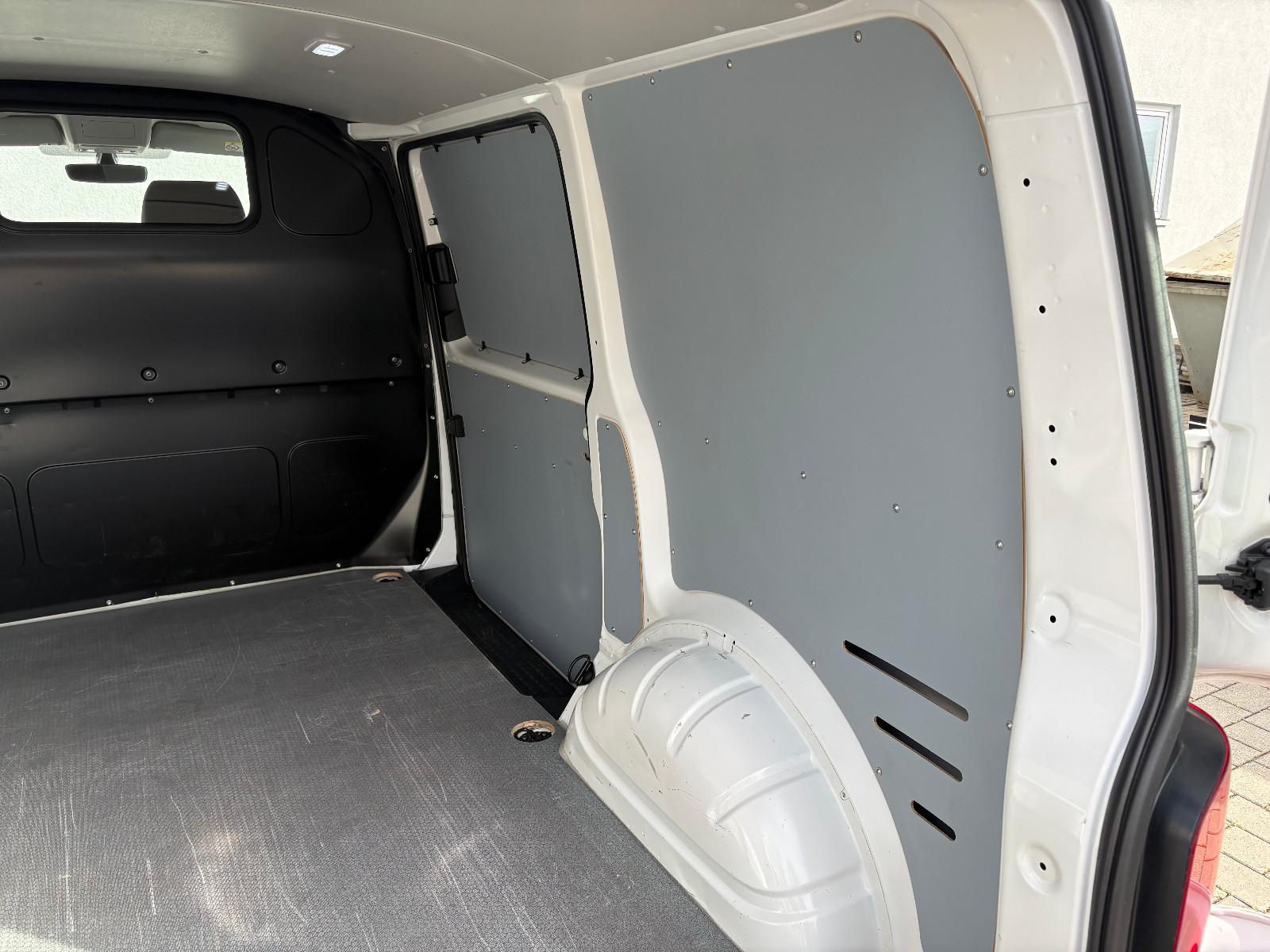 Volkswagen T6 Transporter 2.0, Kamera, AHK, Heckscheibe