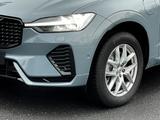Volvo XC60 Plus Dark Recharge Plug-In Hybrid AWD T8 Tw - Volvo XC60: R