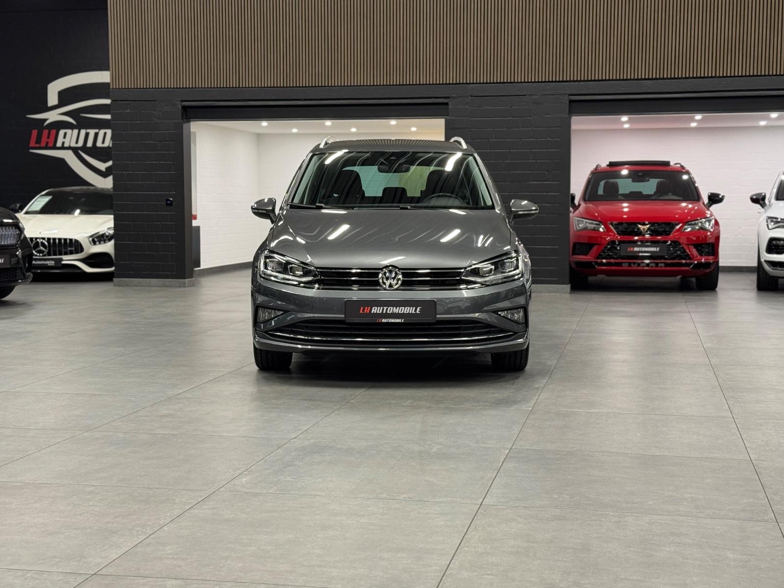 Volkswagen Golf Sportsvan VII Highline LED NAVI DSG PDC AHK