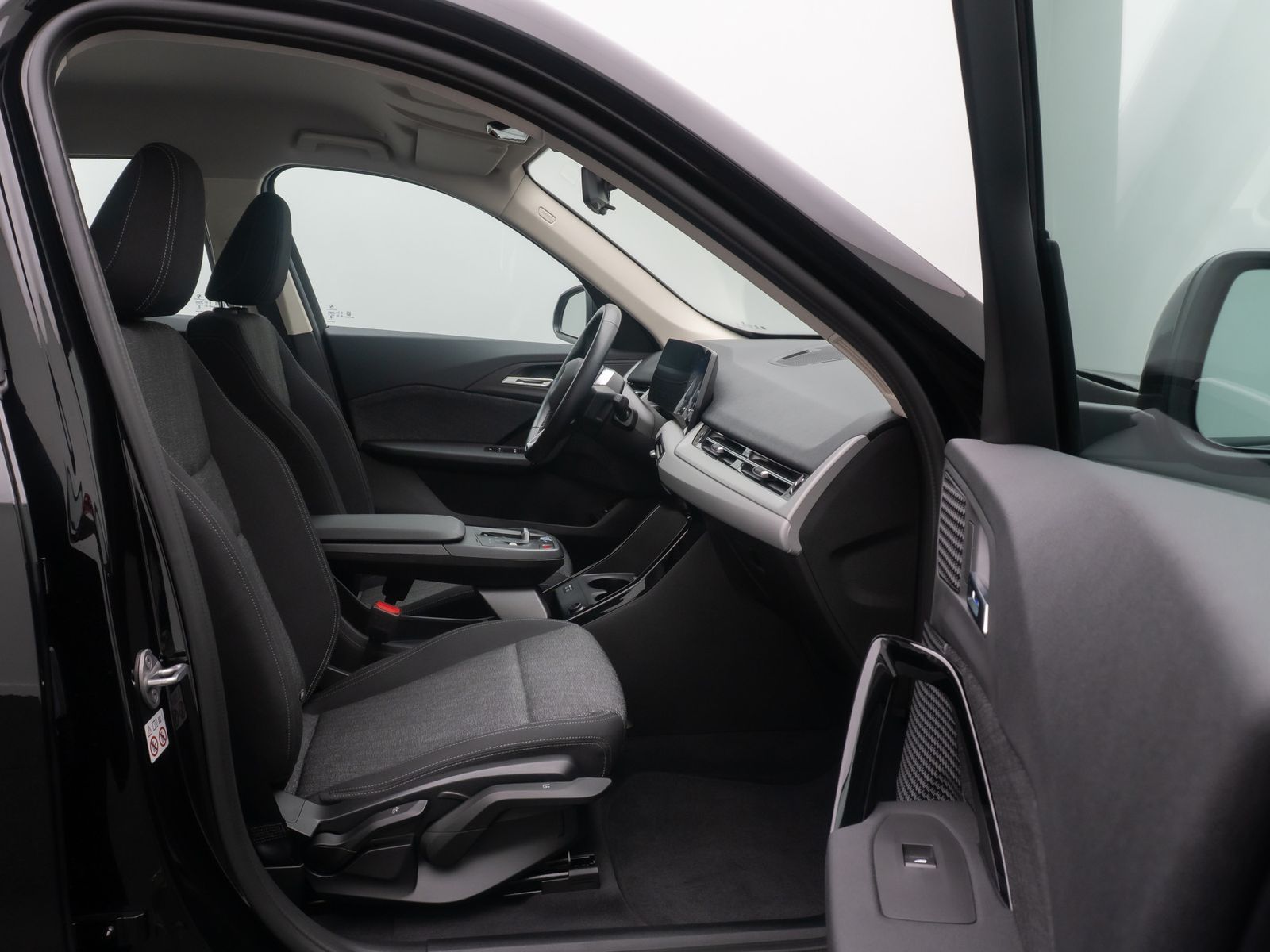 Fahrzeugabbildung BMW iX1 xD30 GeschwindigReg DAB Kamera LED Widscreen