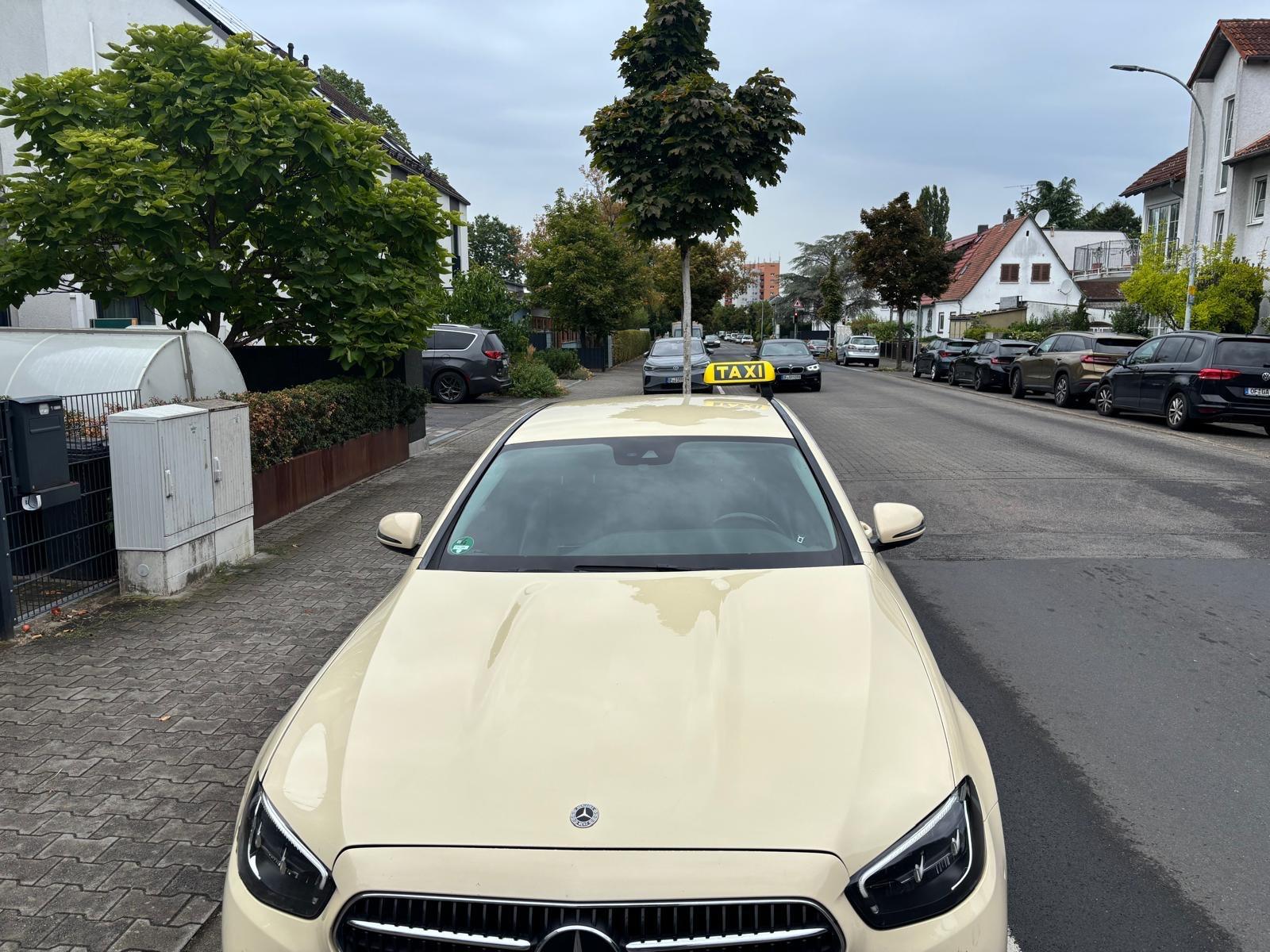 Mercedes-Benz E 220 d Autom. Taxi